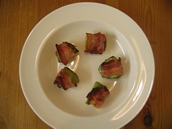 Avocado and bacon parcels