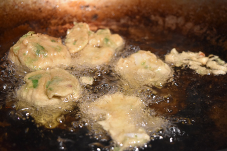 Deep Frying Cauliflower Florets in Vegetable Oil