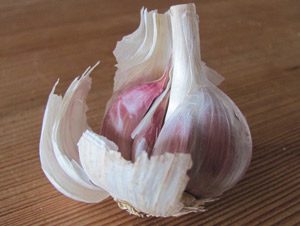 How to peel garlic: this is the garlic bulb