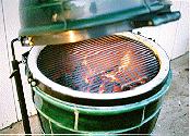 Kamado style barbecue grill