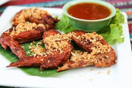 Chinese bbq chicken wings with sweet chilli sauce